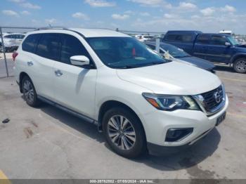  Salvage Nissan Pathfinder