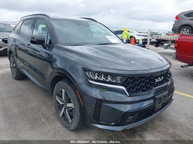  Salvage Kia Sorento