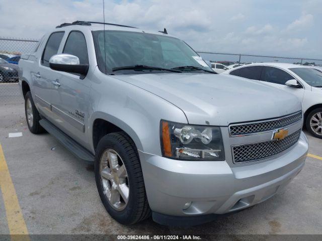  Salvage Chevrolet Avalanche 1500