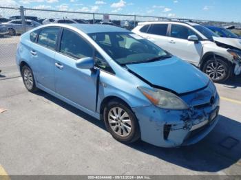  Salvage Toyota Prius