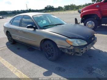  Salvage Ford Taurus