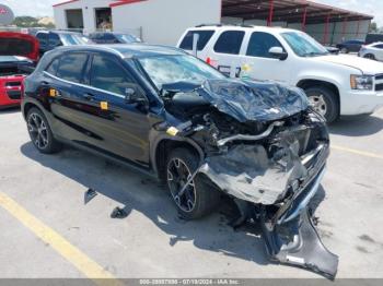  Salvage Mercedes-Benz GLA