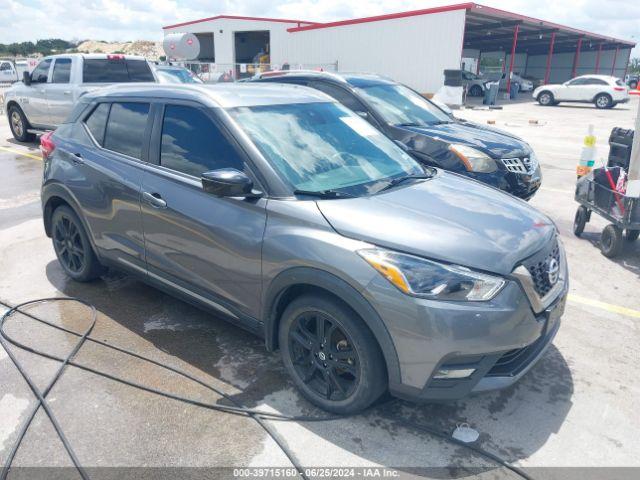  Salvage Nissan Kicks