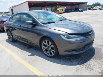  Salvage Chrysler 200