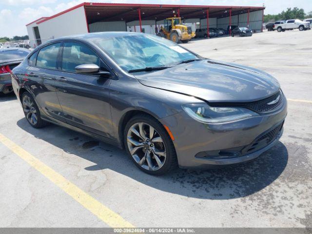  Salvage Chrysler 200