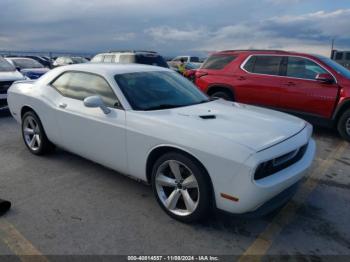  Salvage Dodge Challenger