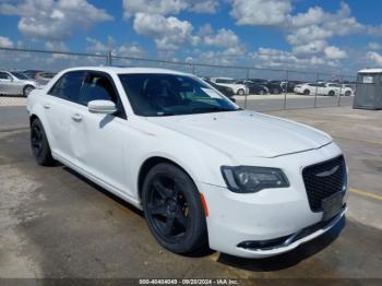  Salvage Chrysler 300