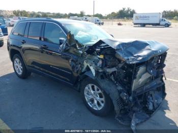  Salvage Jeep Grand Cherokee