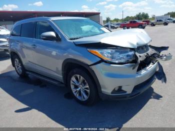  Salvage Toyota Highlander