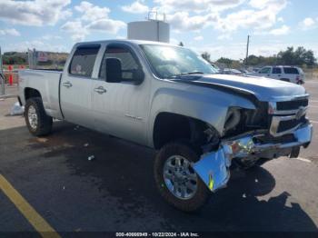  Salvage Chevrolet Silverado 2500