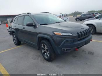  Salvage Jeep Cherokee