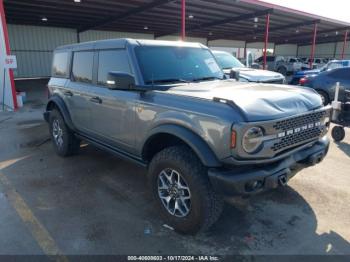  Salvage Ford Bronco