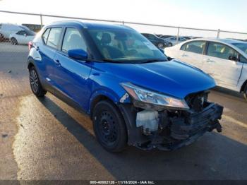  Salvage Nissan Kicks