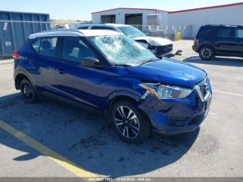  Salvage Nissan Kicks