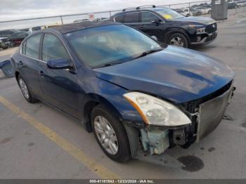  Salvage Nissan Altima