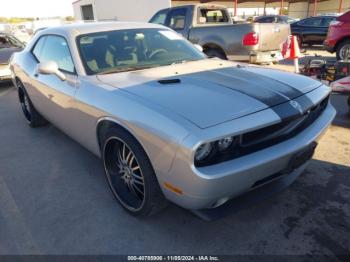  Salvage Dodge Challenger