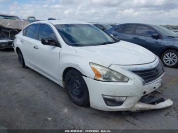  Salvage Nissan Altima