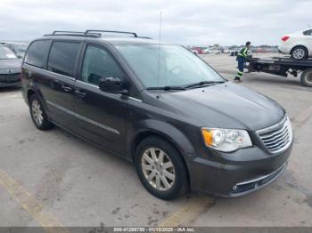  Salvage Chrysler Town & Country