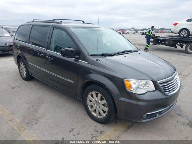  Salvage Chrysler Town & Country