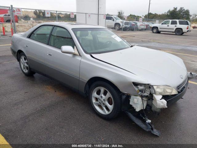  Salvage Lexus Es