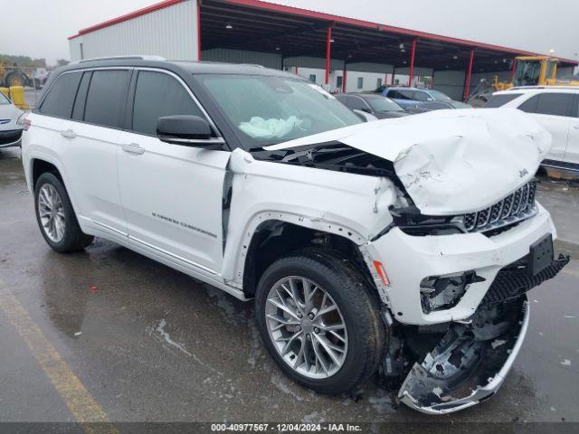  Salvage Jeep Grand Cherokee