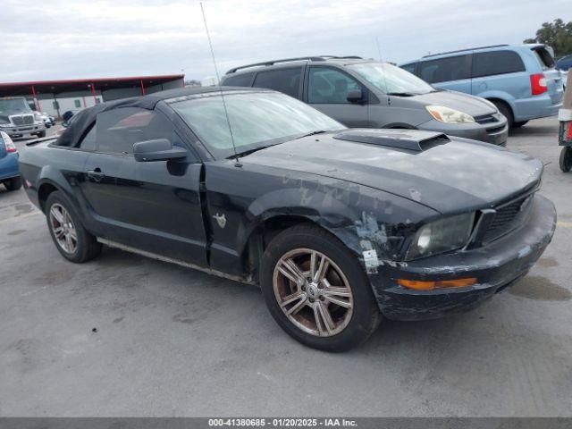  Salvage Ford Mustang