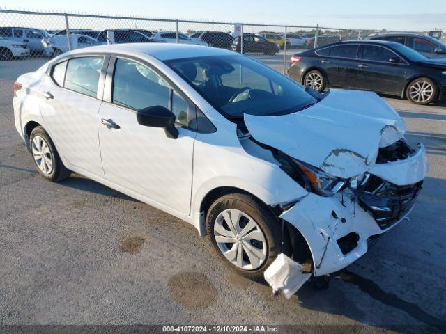  Salvage Nissan Versa