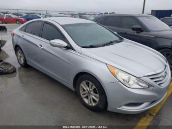  Salvage Hyundai SONATA