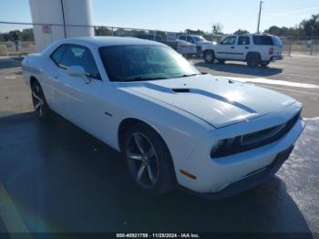  Salvage Dodge Challenger