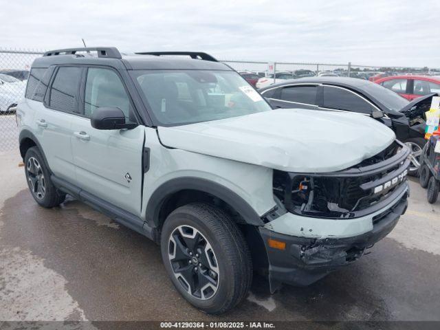  Salvage Ford Bronco