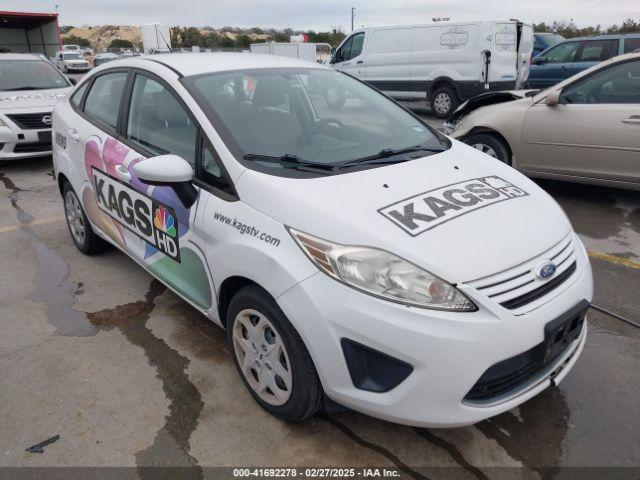  Salvage Ford Fiesta