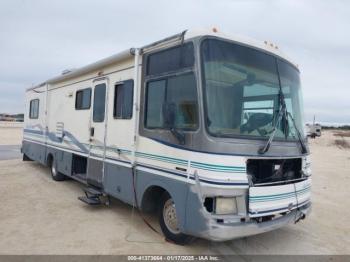  Salvage Chevrolet P30