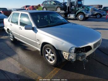  Salvage Volvo S70