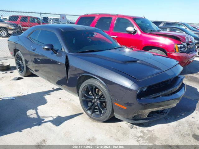  Salvage Dodge Challenger