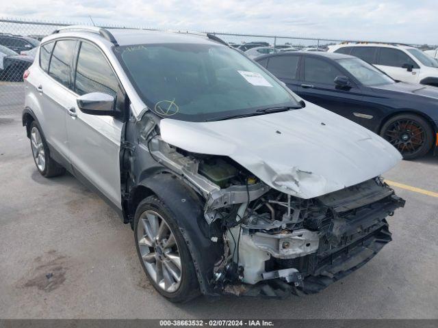  Salvage Ford Escape