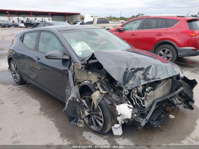  Salvage Hyundai VELOSTER