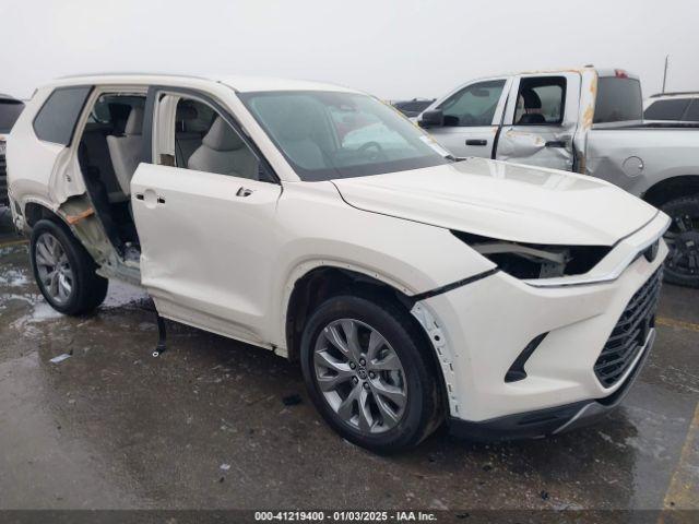  Salvage Toyota Grand Highlander