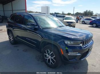  Salvage Jeep Grand Cherokee