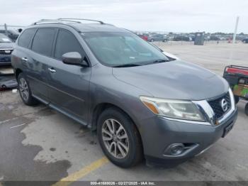 Salvage Nissan Pathfinder