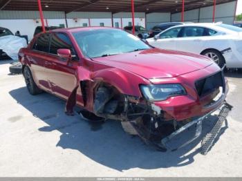  Salvage Chrysler 300