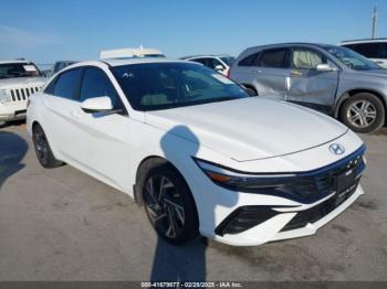  Salvage Hyundai ELANTRA