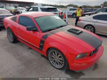  Salvage Ford Mustang