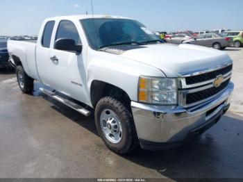  Salvage Chevrolet Silverado 2500