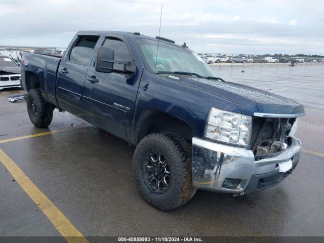  Salvage Chevrolet Silverado 2500