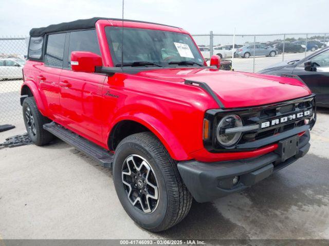  Salvage Ford Bronco