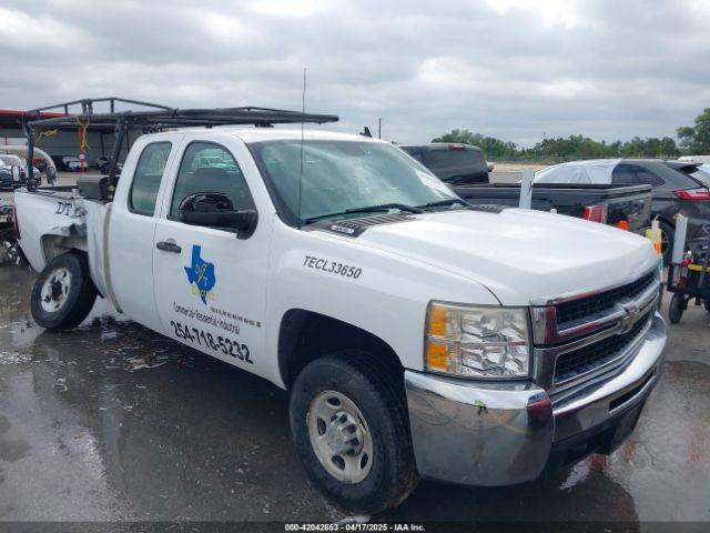  Salvage Chevrolet Silverado 2500