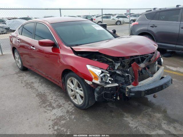  Salvage Nissan Altima