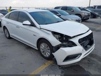  Salvage Hyundai SONATA