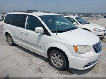  Salvage Chrysler Town & Country
