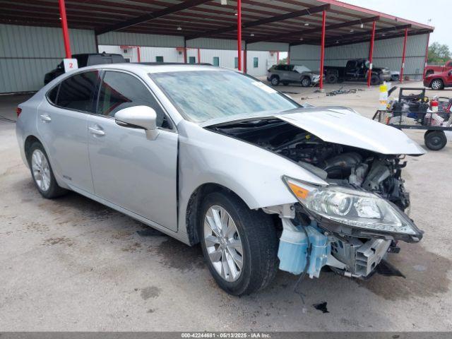  Salvage Lexus Es
